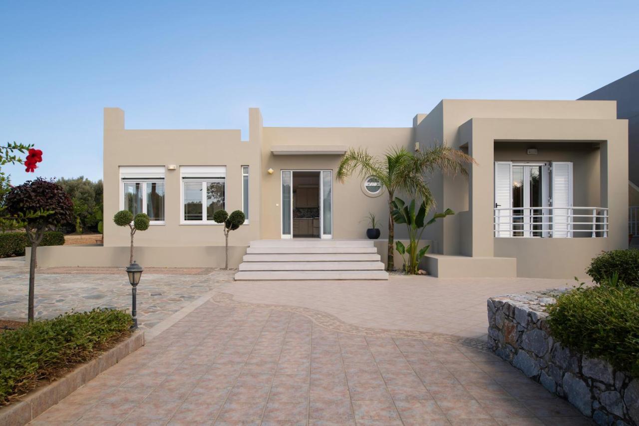 Villa Periklis Аделианос Кампос Екстериор снимка