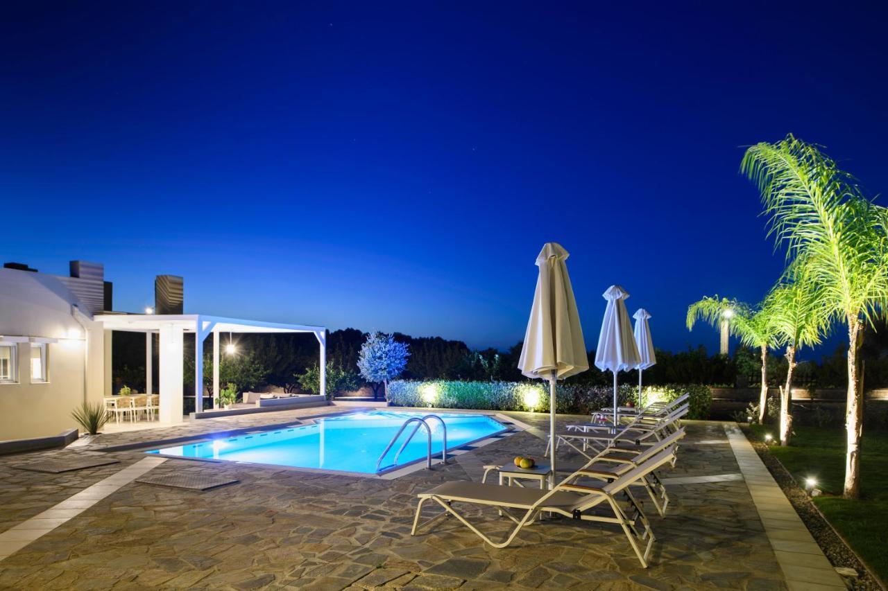 Villa Periklis Аделианос Кампос Екстериор снимка