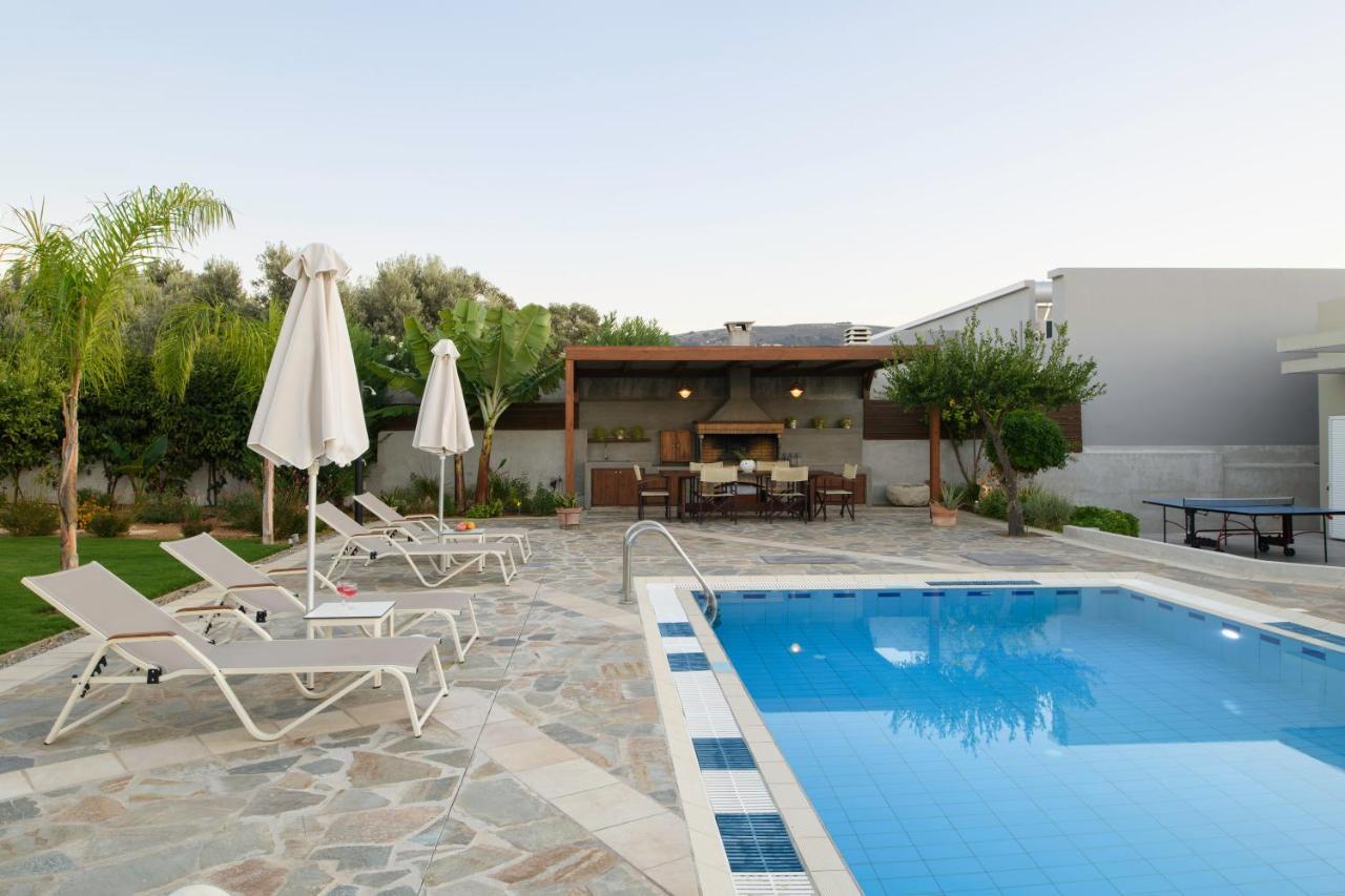 Villa Periklis Аделианос Кампос Екстериор снимка