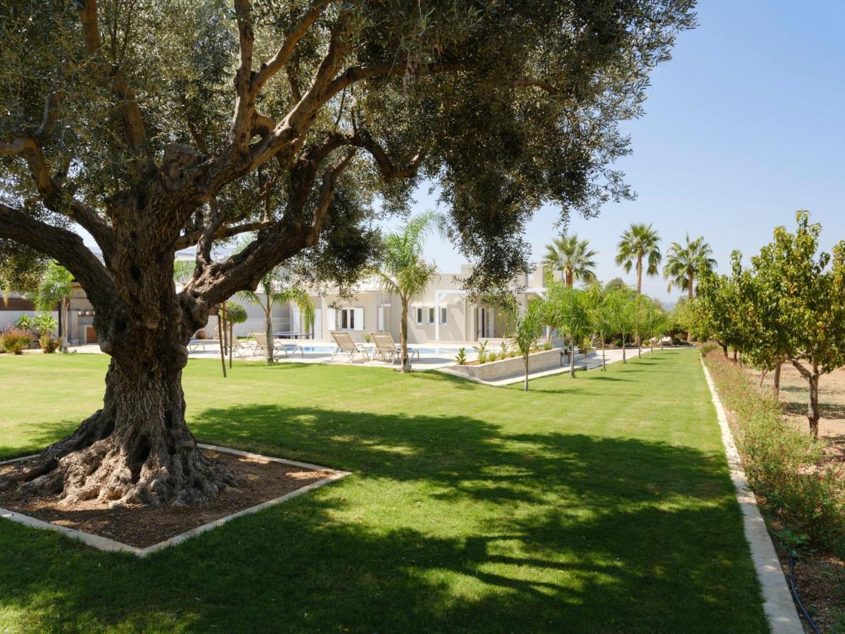 Villa Periklis Аделианос Кампос Екстериор снимка