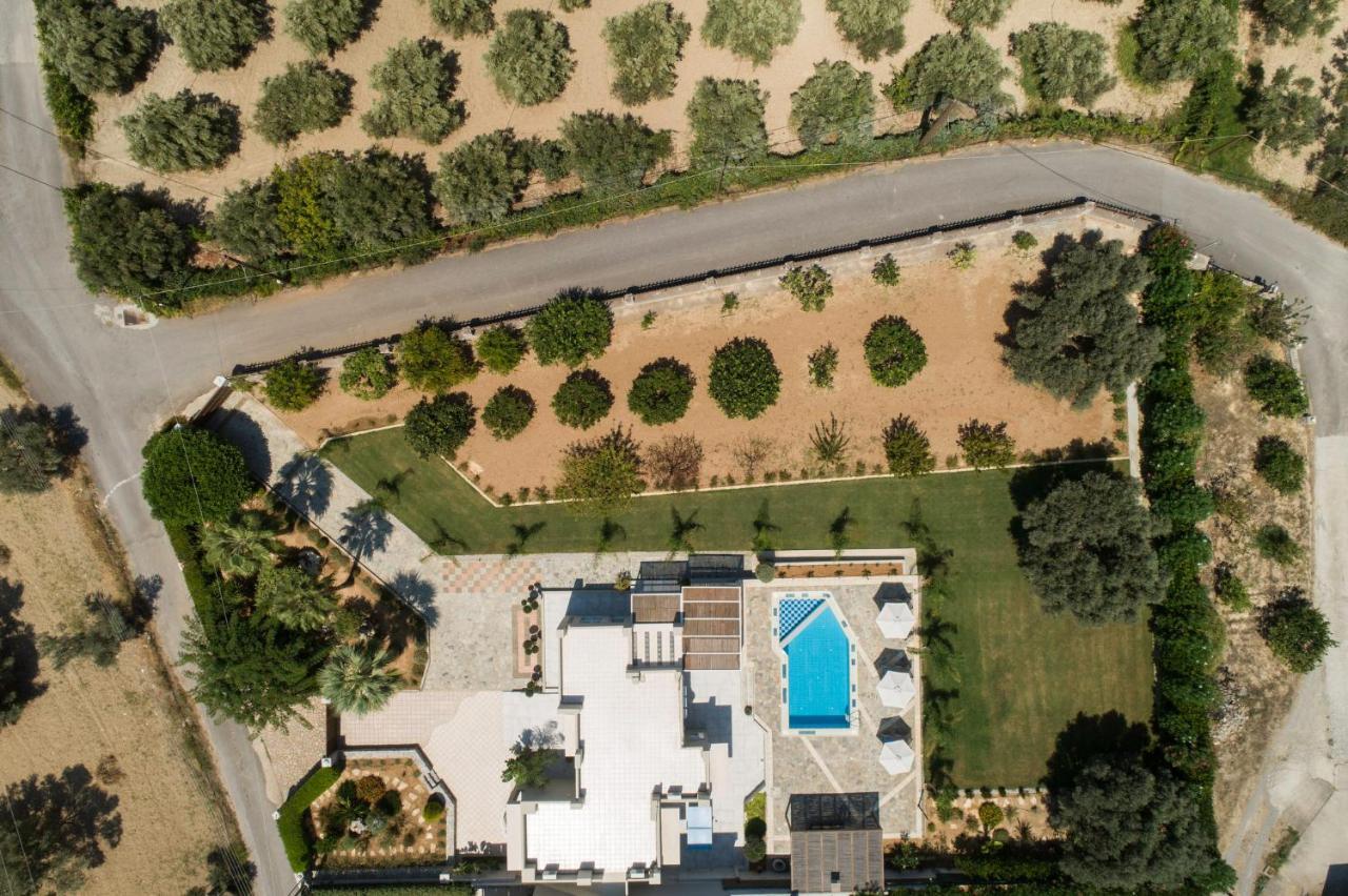 Villa Periklis Аделианос Кампос Екстериор снимка